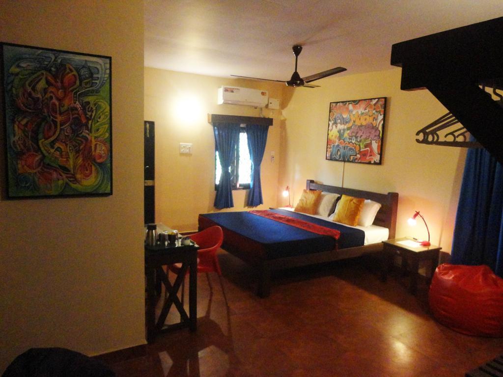 The Yuppi Hippi Hideout Hotel อันจูนา ห้อง รูปภาพ