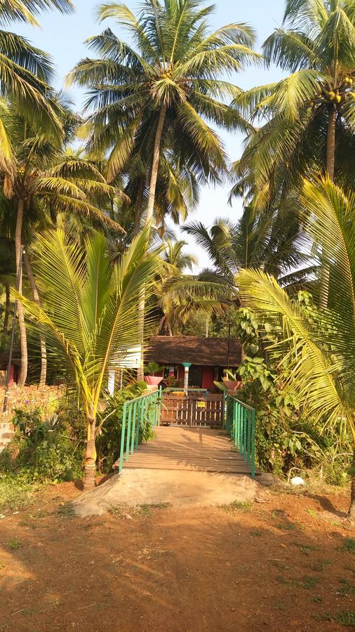 The Yuppi Hippi Hideout Hotel อันจูนา ภายนอก รูปภาพ