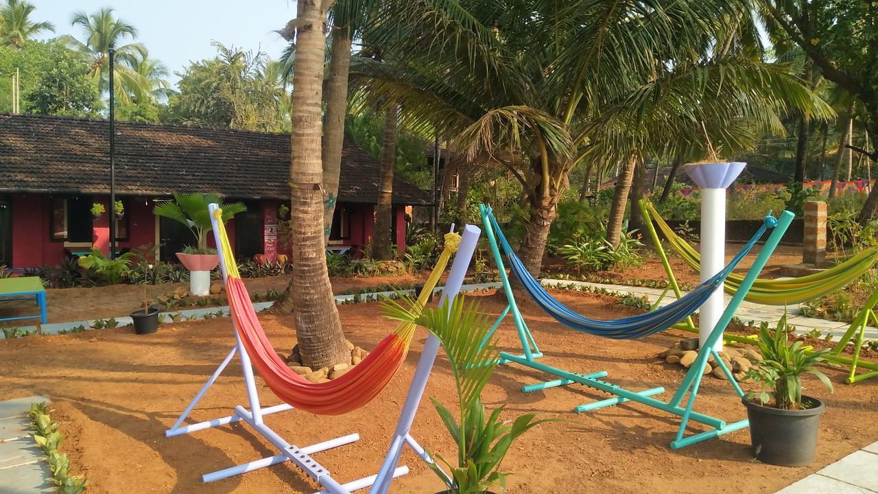 The Yuppi Hippi Hideout Hotel อันจูนา ภายนอก รูปภาพ