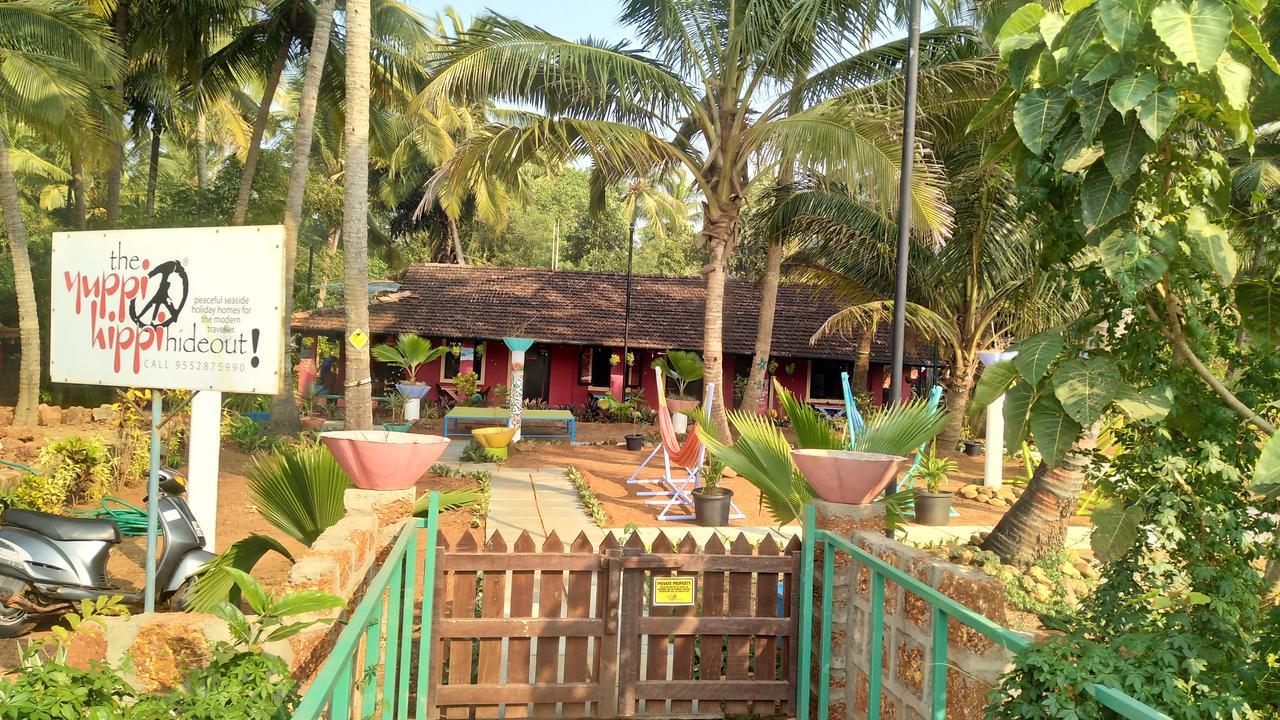 The Yuppi Hippi Hideout Hotel อันจูนา ภายนอก รูปภาพ