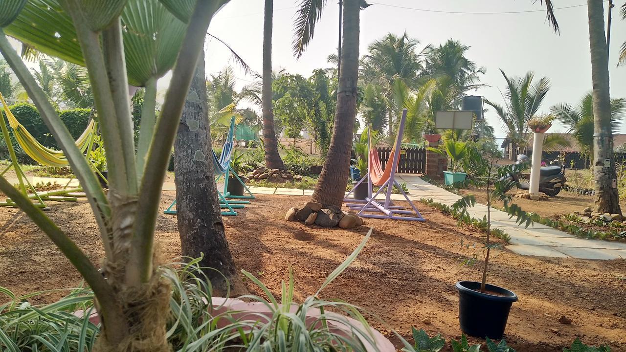 The Yuppi Hippi Hideout Hotel อันจูนา ภายนอก รูปภาพ